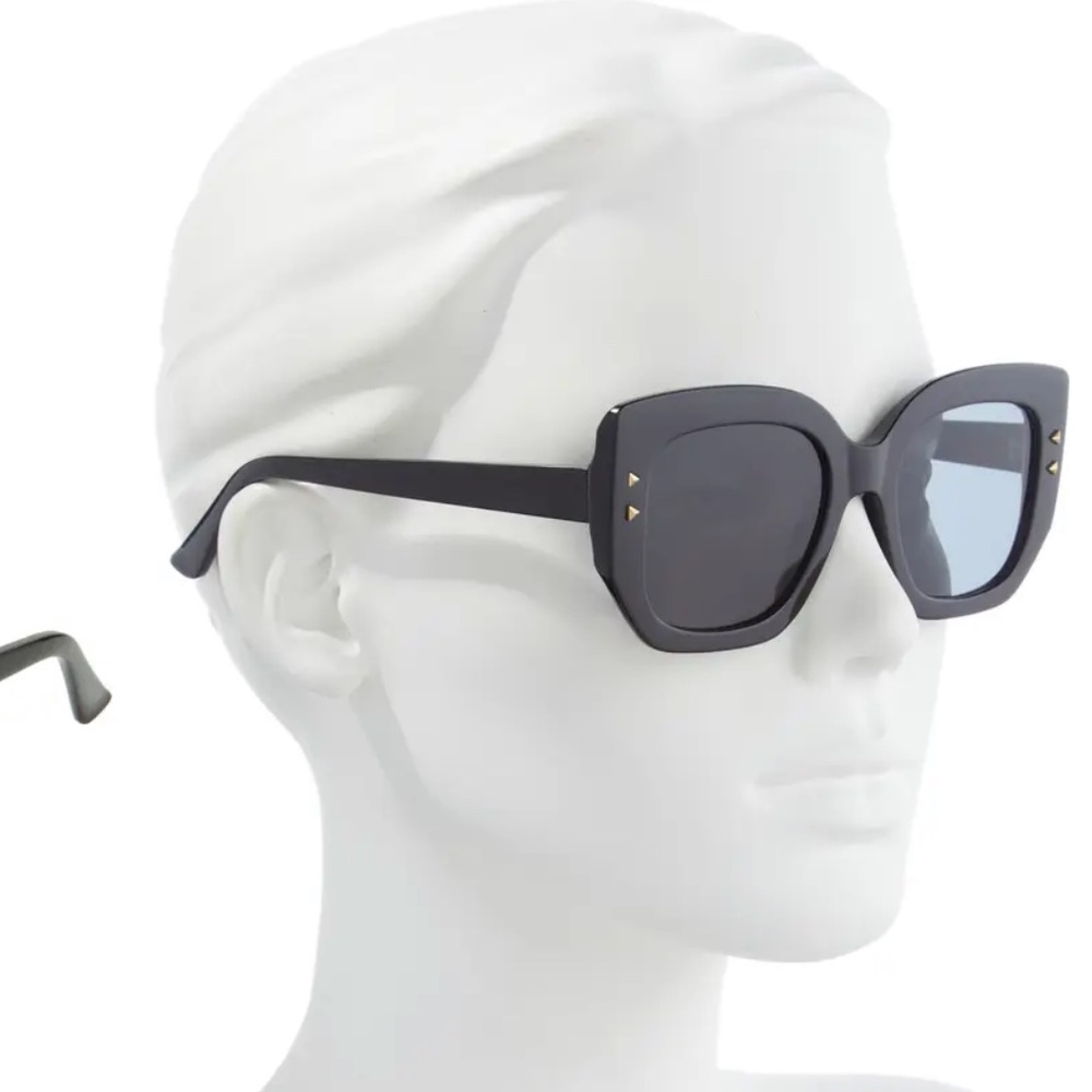 Frye 50mm square sunglasses